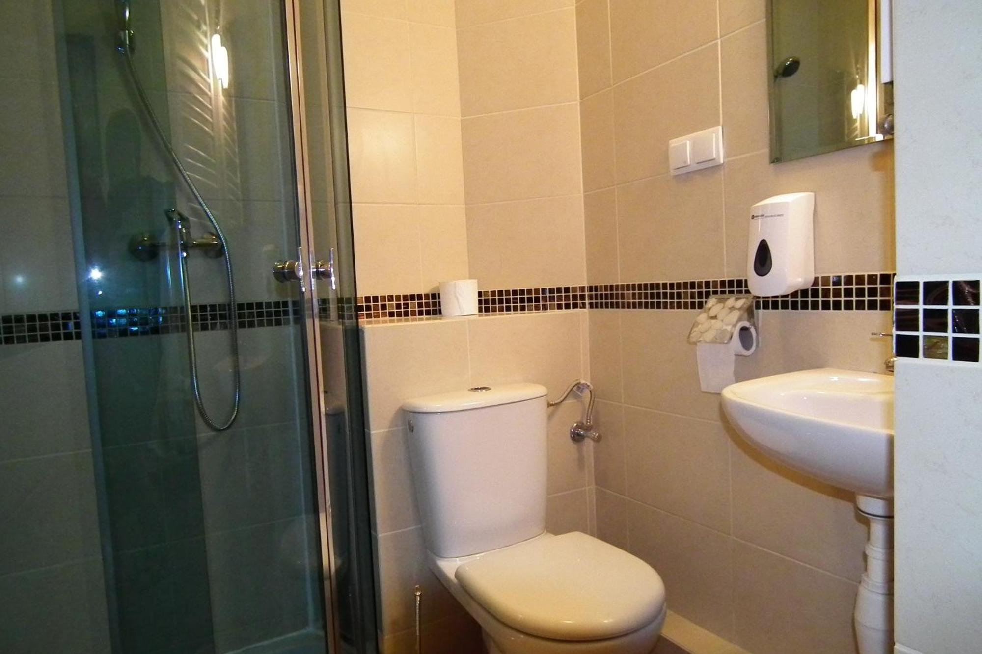 Hotelik Gold Raszyn Quarto foto